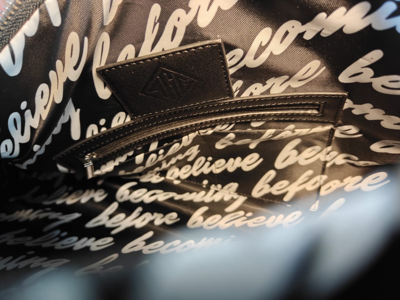 4GG Travel Duffle ( PRE-ORDER )